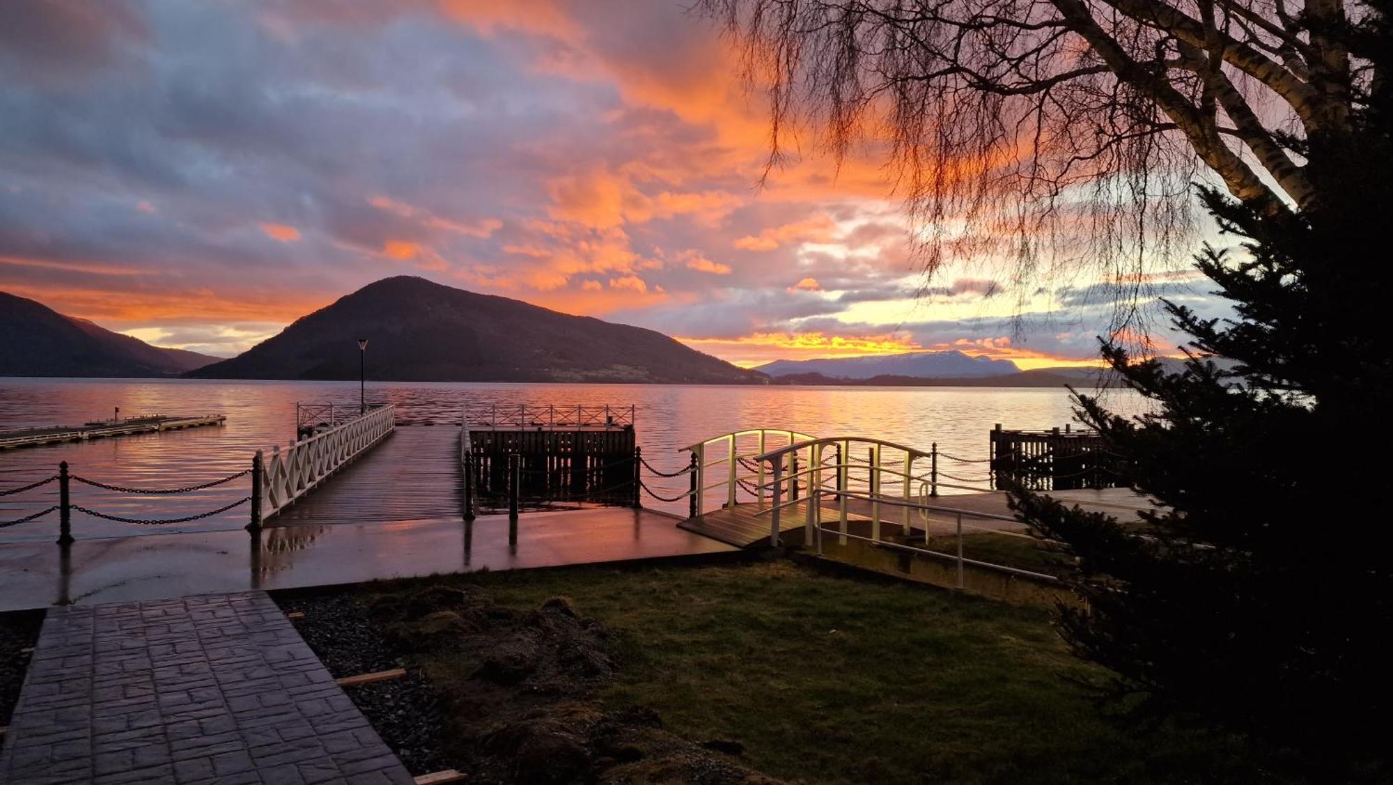 Rosendal Fjordhotel Exterior photo