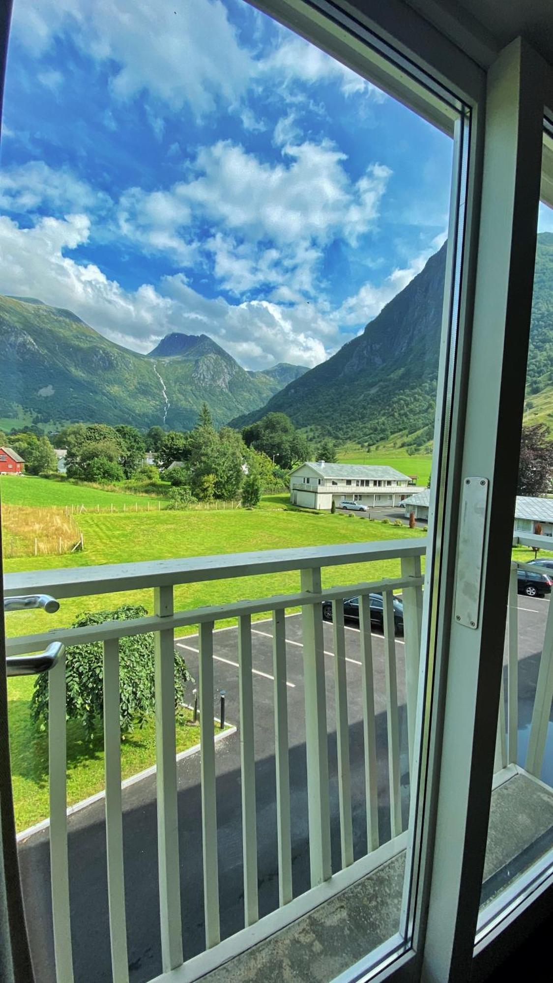 Rosendal Fjordhotel Exterior photo