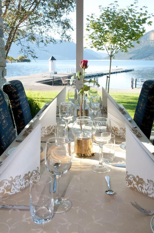 Rosendal Fjordhotel Exterior photo